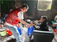 京师 · 流浪乞讨救助丨“情暖端午·爱心传递”珠海市救助管理站开展端午节慰问活动